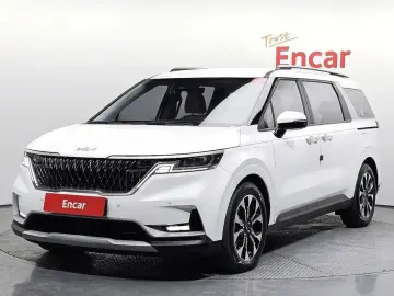 2021 Kia Carnival с пробегом 21 672 км