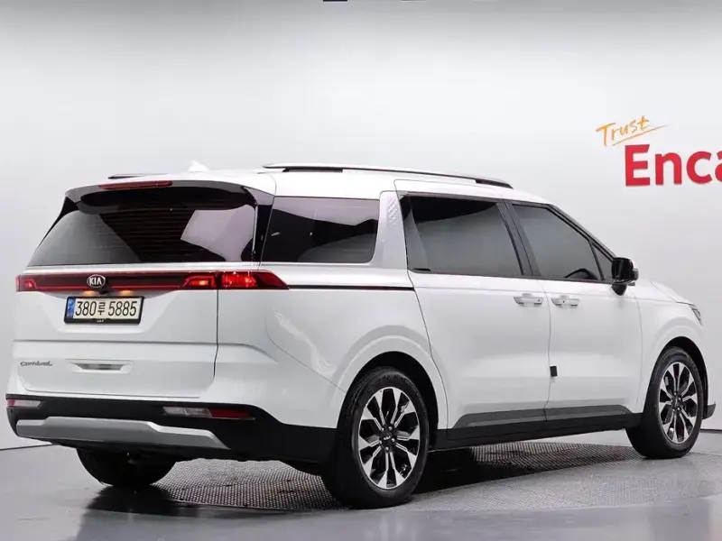 2021 Kia Carnival с пробегом 132 650 км