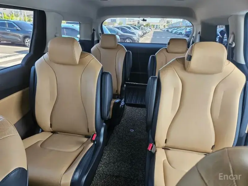 2021 Kia Carnival с пробегом 50 964 км