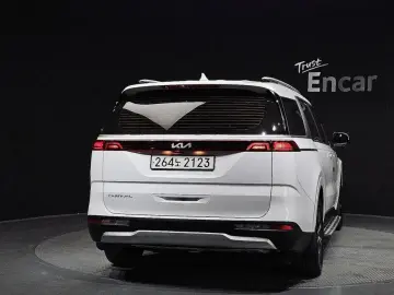 2021 Kia Carnival с пробегом 23 423 км