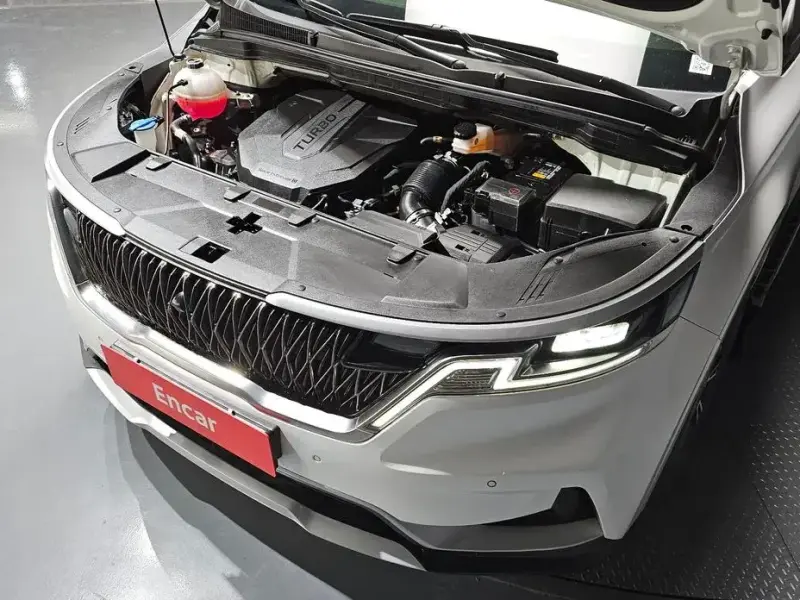 2021 Kia Carnival с пробегом 23 423 км