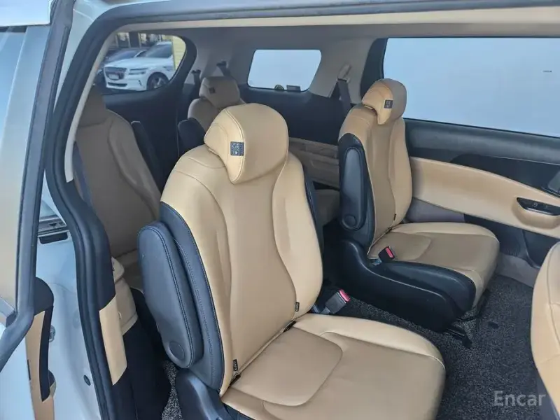 2021 Kia Carnival с пробегом 50 964 км