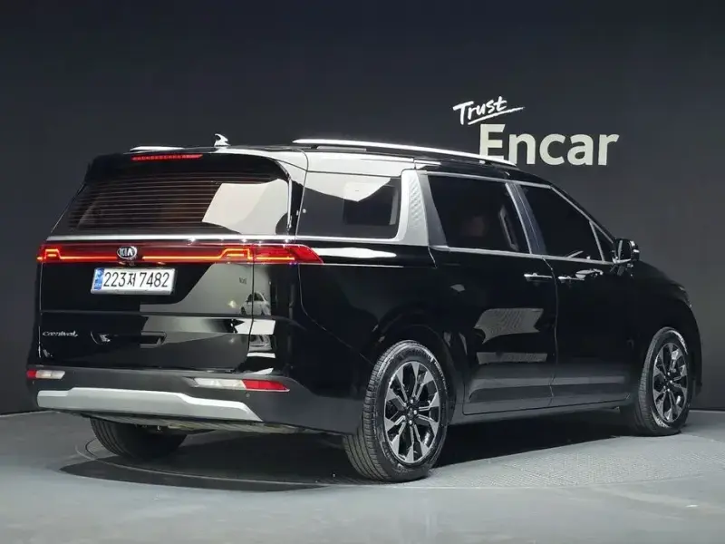 2021 Kia Carnival с пробегом 96 414 км