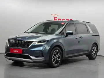 2023 Kia Carnival с пробегом 62 583 км