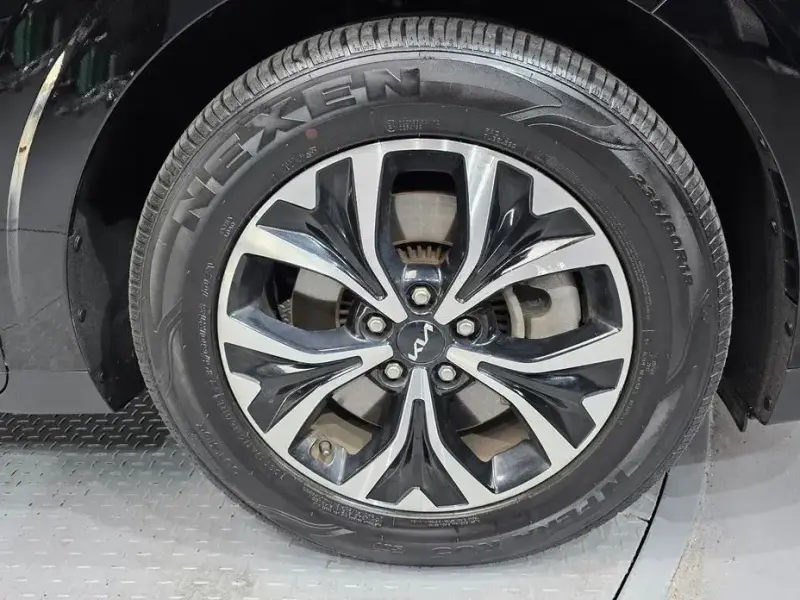 2022 Kia Carnival с пробегом 118 896 км