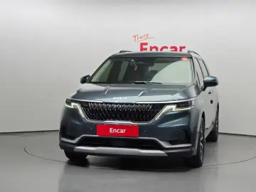 2023 Kia Carnival с пробегом 62 583 км