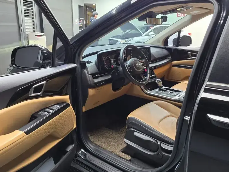 2021 Kia Carnival с пробегом 96 414 км