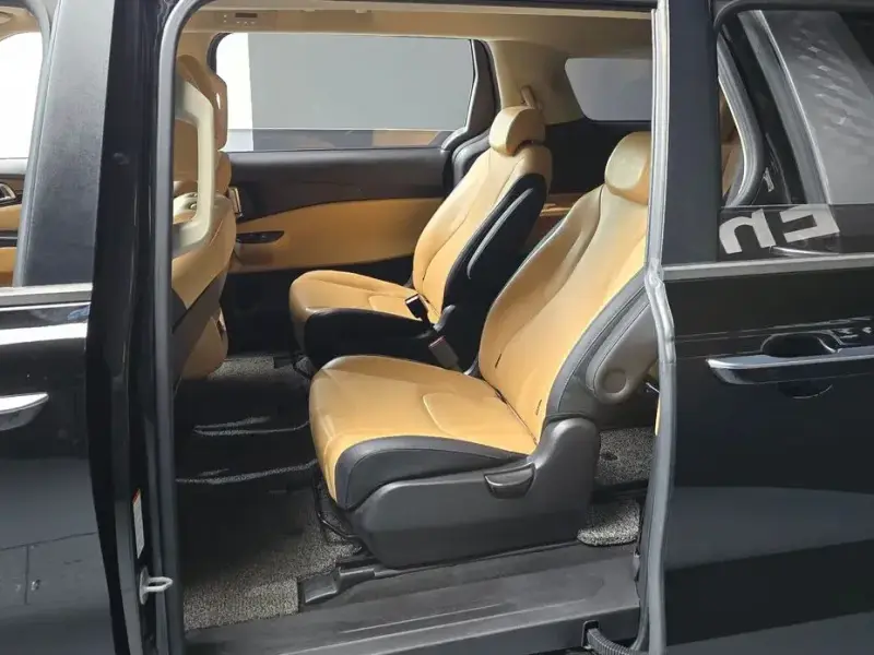 2021 Kia Carnival с пробегом 96 414 км