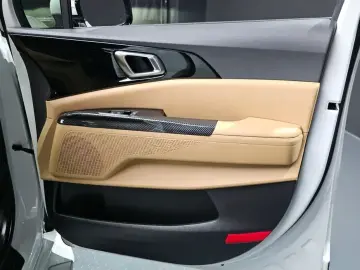 2021 Kia Carnival с пробегом 101 206 км