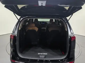 2022 Kia Carnival с пробегом 118 896 км