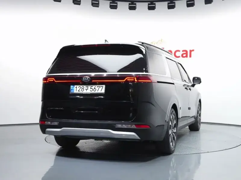 2021 Kia Carnival с пробегом 99 171 км