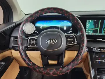 2021 Kia Carnival с пробегом 99 171 км