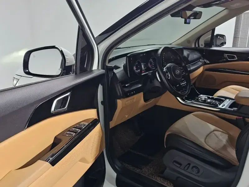 2021 Kia Carnival с пробегом 162 197 км