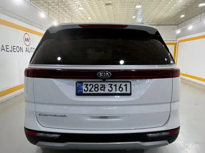 2021 Kia Carnival с пробегом 87 094 км
