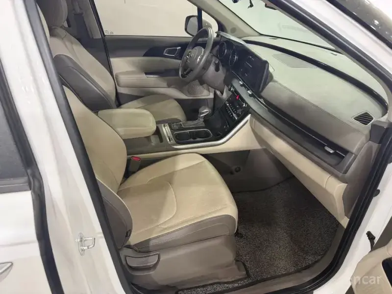 2021 Kia Carnival с пробегом 87 094 км
