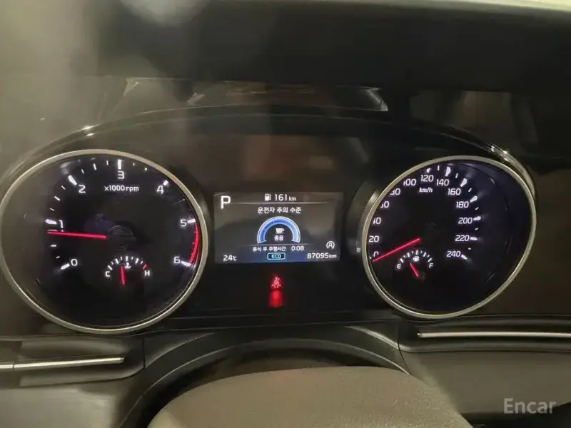 2021 Kia Carnival с пробегом 87 094 км