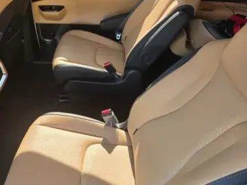 2022 Kia Carnival с пробегом 75 000 км
