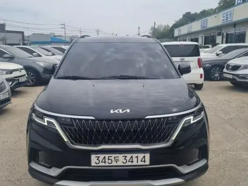 2021 Kia Carnival с пробегом 55 000 км