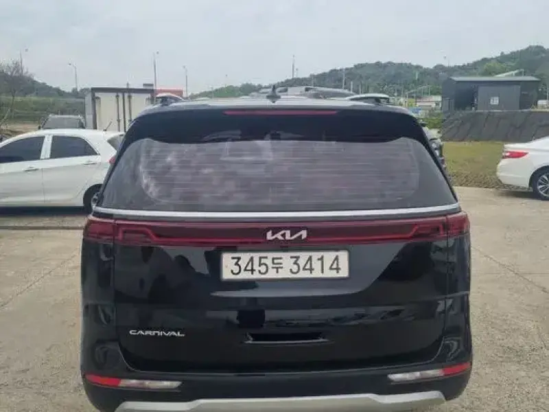 2021 Kia Carnival с пробегом 55 000 км
