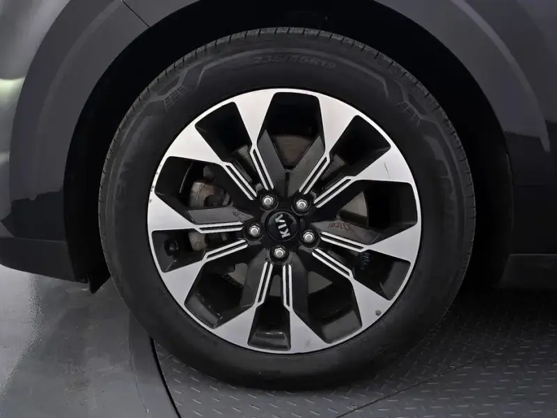 2021 Kia Carnival с пробегом 156 492 км