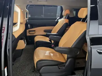 2021 Kia Carnival с пробегом 156 492 км