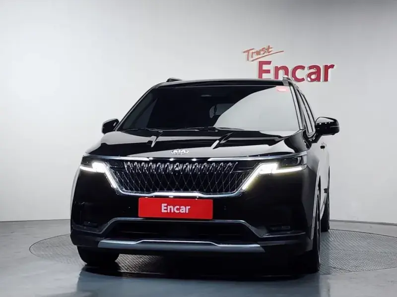 2021 Kia Carnival с пробегом 80 324 км