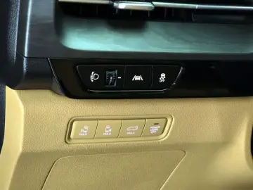2021 Kia Carnival с пробегом 156 492 км