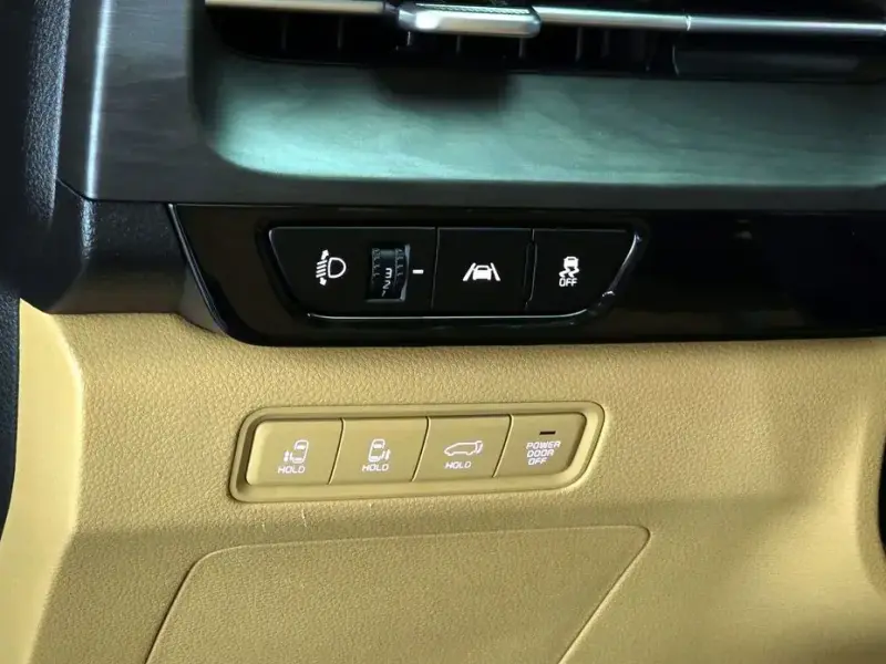 2021 Kia Carnival с пробегом 156 492 км