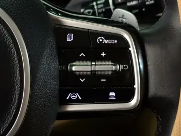 2021 Kia Carnival с пробегом 156 492 км