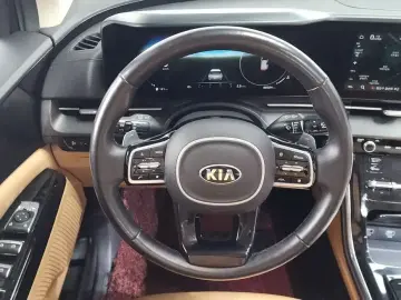 2021 Kia Carnival с пробегом 80 324 км