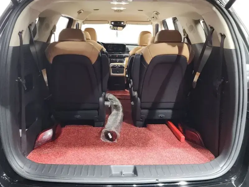 2021 Kia Carnival с пробегом 80 324 км
