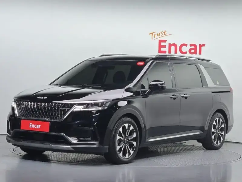 2023 Kia Carnival с пробегом 81 024 км