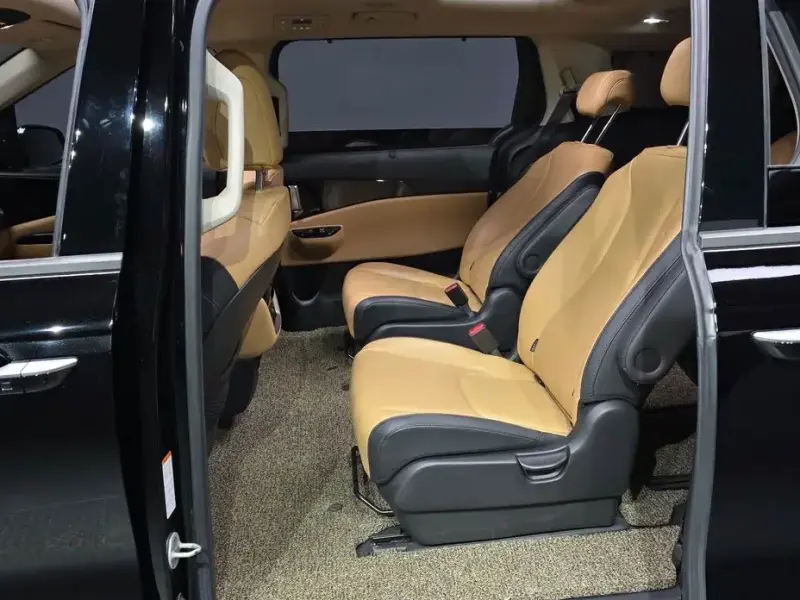 2021 Kia Carnival с пробегом 159 132 км
