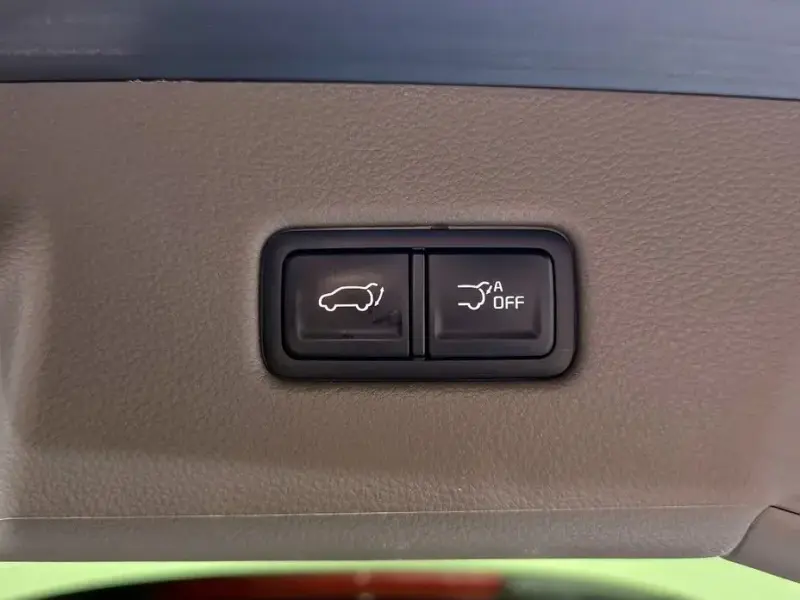 2023 Kia Carnival с пробегом 81 024 км