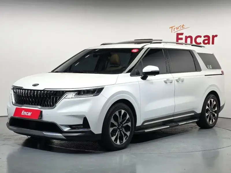 2021 Kia Carnival с пробегом 65 878 км