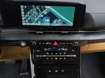 2022 Kia Carnival с пробегом 26 434 км