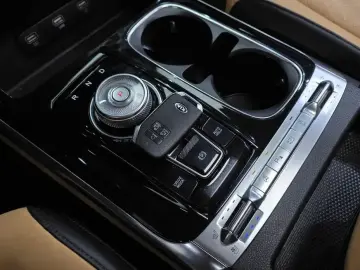 2021 Kia Carnival с пробегом 65 878 км