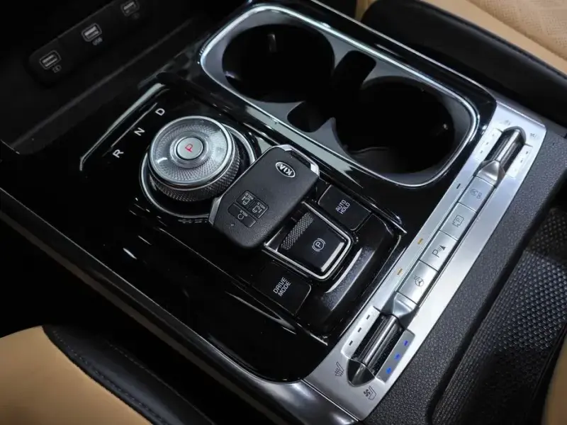 2021 Kia Carnival с пробегом 65 878 км