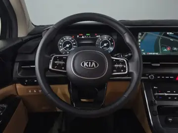 2021 Kia Carnival с пробегом 106 764 км