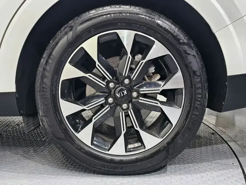 2021 Kia Carnival с пробегом 114 725 км