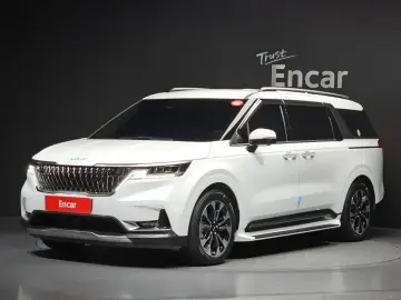 2023 Kia Carnival с пробегом 30 090 км