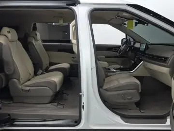 2022 Kia Carnival с пробегом 59 110 км