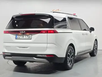2023 Kia Carnival с пробегом 49 623 км