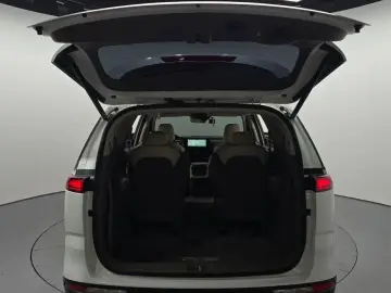 2022 Kia Carnival с пробегом 59 110 км