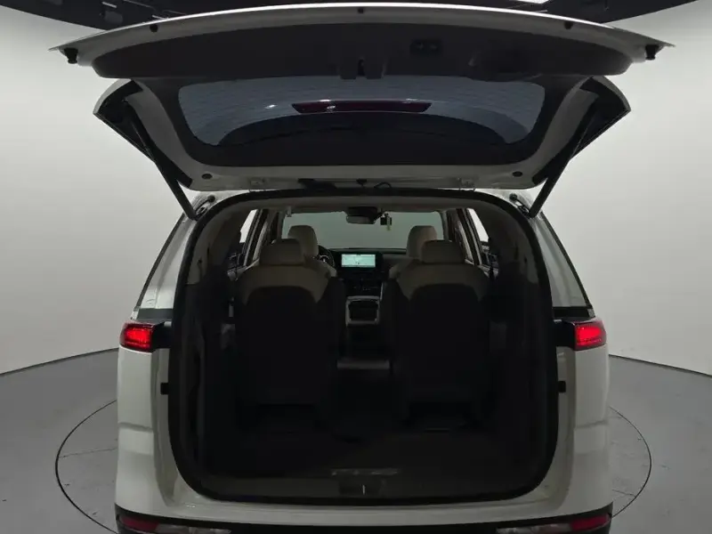 2022 Kia Carnival с пробегом 59 110 км