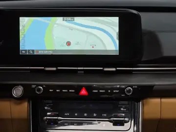 2023 Kia Carnival с пробегом 49 623 км