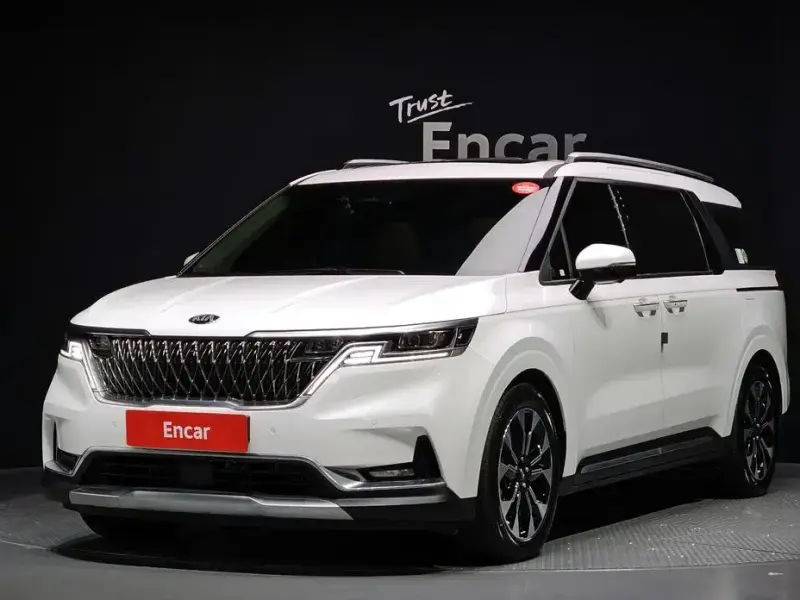 2021 Kia Carnival с пробегом 76 666 км