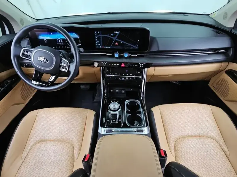 2021 Kia Carnival с пробегом 76 666 км