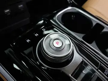 2021 Kia Carnival с пробегом 76 666 км