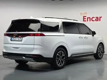 2022 Kia Carnival с пробегом 53 099 км